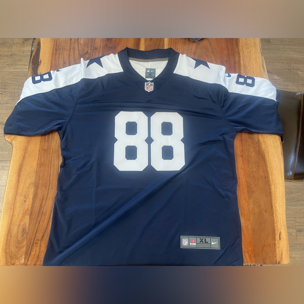 Ceedee Lamb cowboys jersey NWT #88 Men’s XL